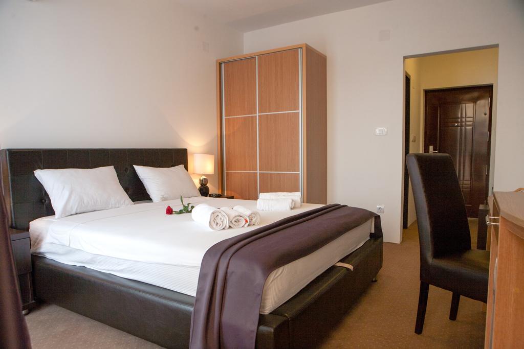Guest House Aria Herceg Novi Exterior foto